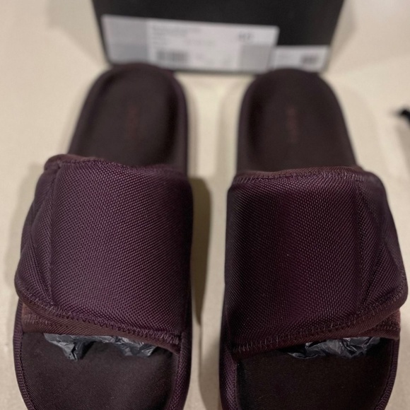 Yeezy Season 6 Nylon Slides main image 11